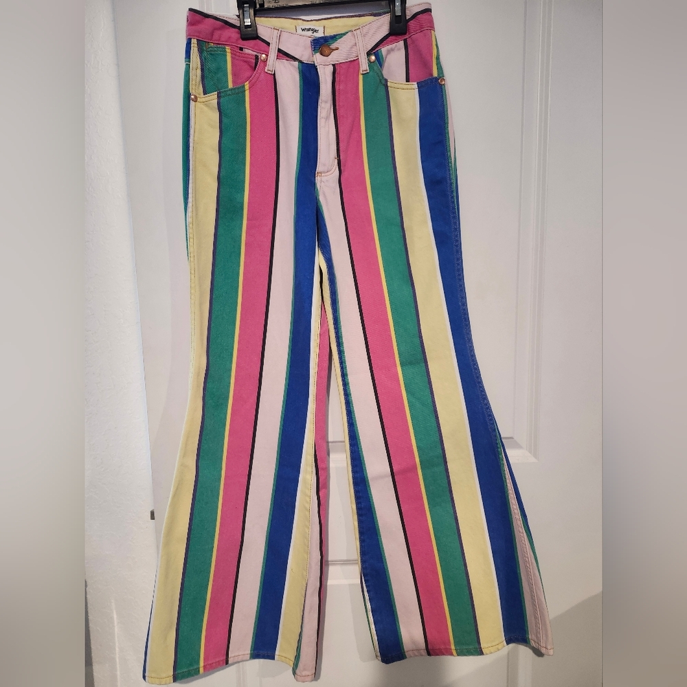 Wrangler Wanderer 622 Rainbow Stripe